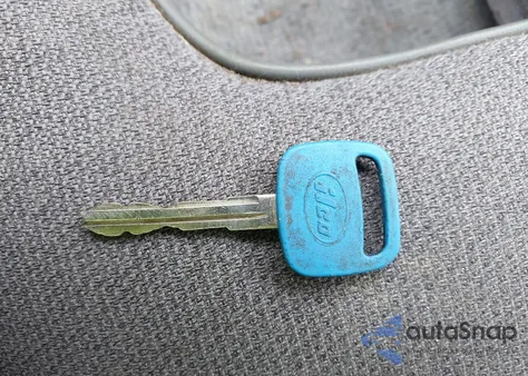 1999 Toyota Tacoma из США, поврежденный, VIN 4TAWM72N4XZZ44305